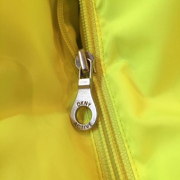 ❄️ DKNY ACTIVE JACKET - Picture 6 of 8